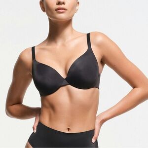 NWT SKIMS Bra Smoothing Full Coverage Bra 36 DD Black Onyx Seamless Support
